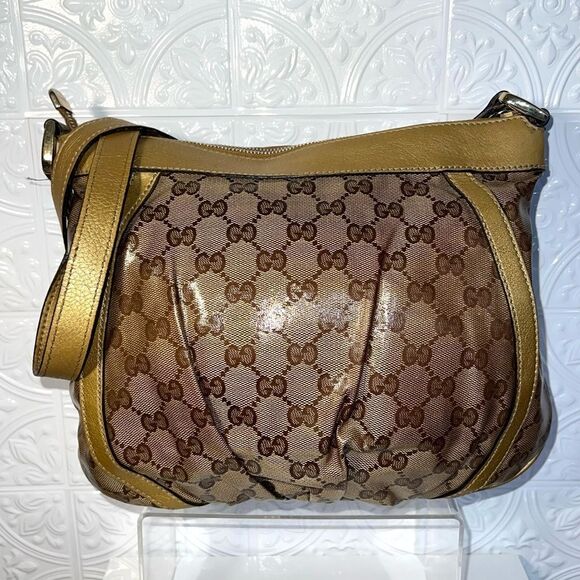 Authentic Gucci D Ring Handbag - Picture 2 of 10